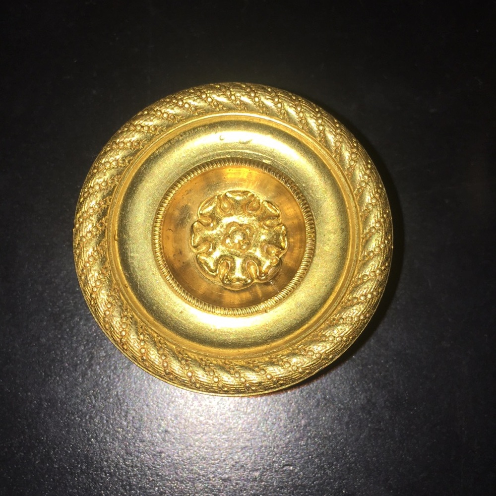 Furniture knobs - Picture 3 of 4